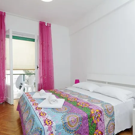 게스트하우스 Rooms&rooms *