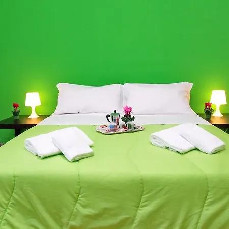 Rooms&rooms 게스트하우스 로마